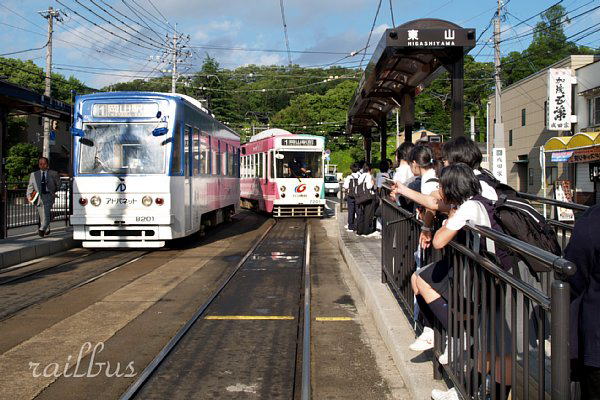 岡山電気軌道東山女学生