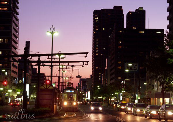岡山電気軌道城下夕焼け