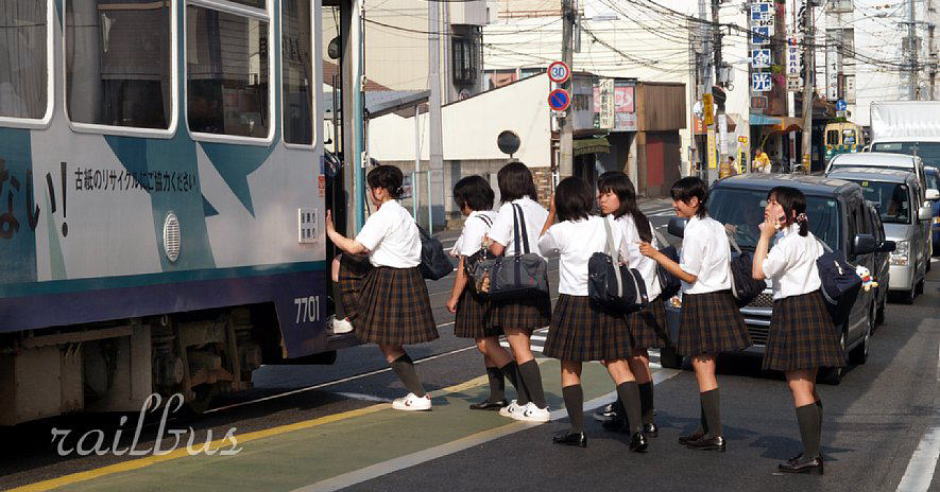 岡山電軌小橋女学生