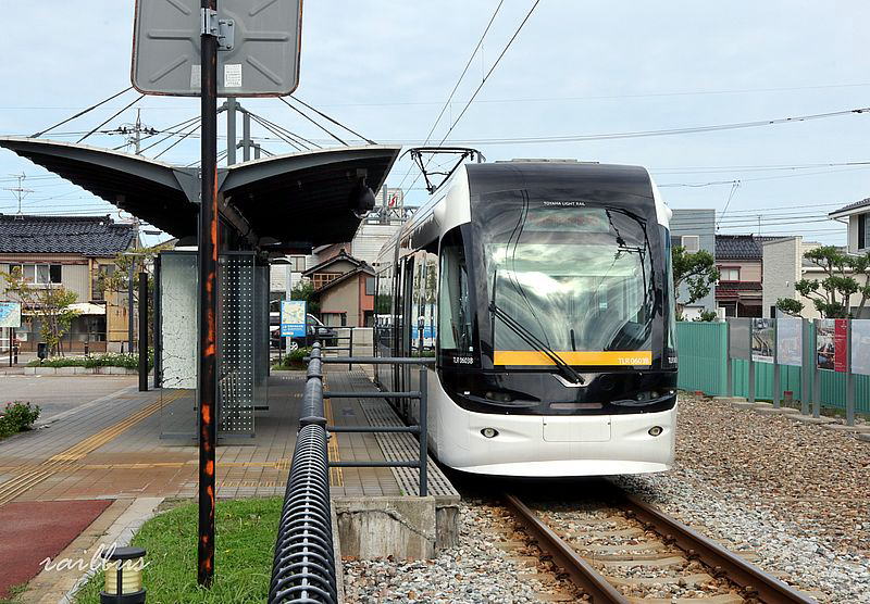 富山ライトレール岩瀬浜