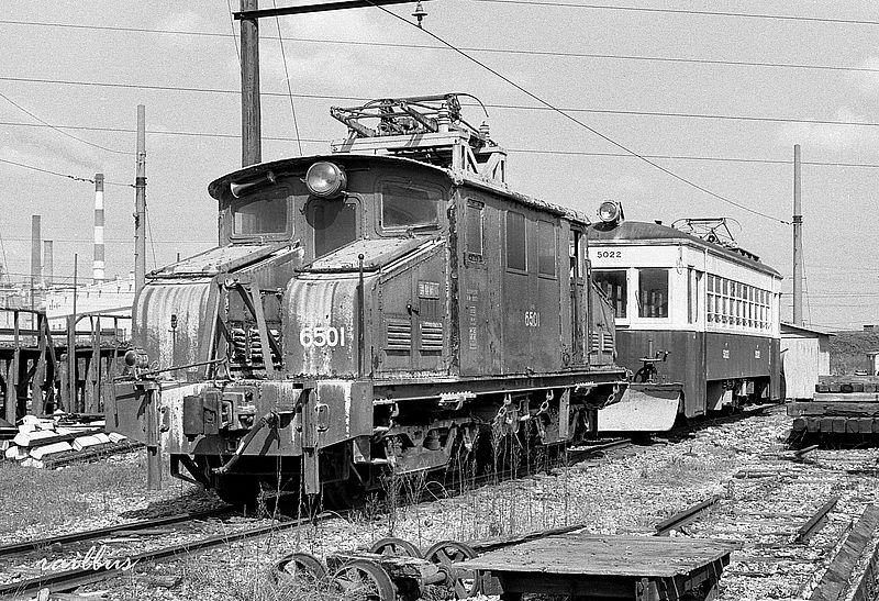 加越能鉄道米島口車庫機関車