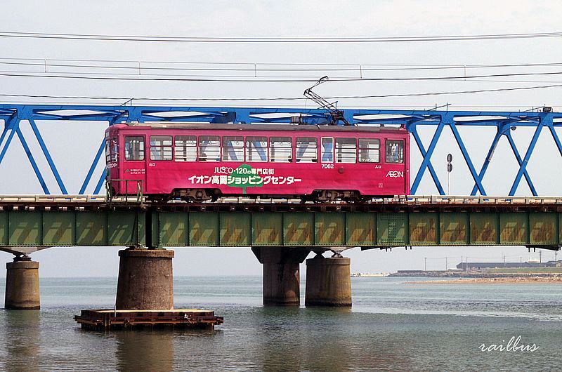 万葉線庄川鉄橋7062
