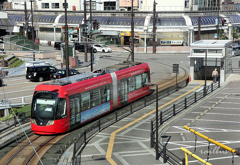 万葉線旧高岡駅前