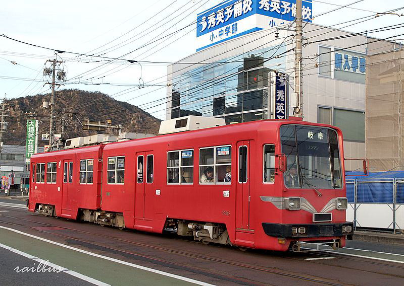 名鉄美濃町線880形連接車