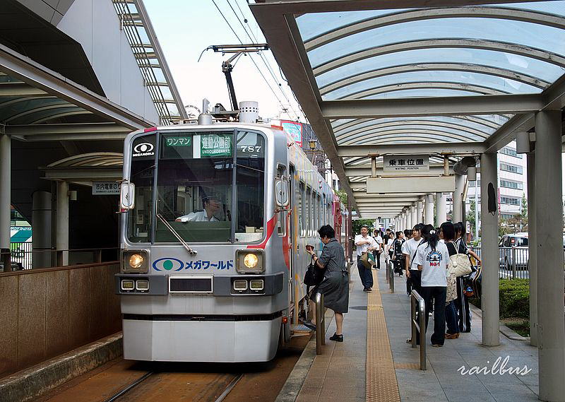 豊橋鉄道市内線駅前