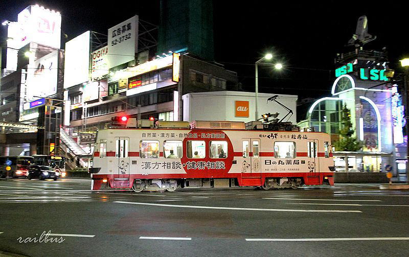 豊橋鉄道市内線駅前夜景