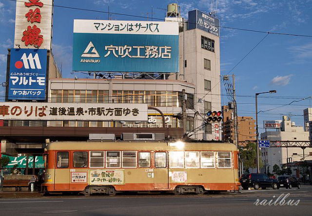 伊予鉄道市内線JR松山駅前