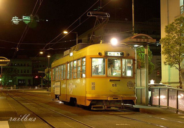 伊予鉄道市内線市役所前夜景