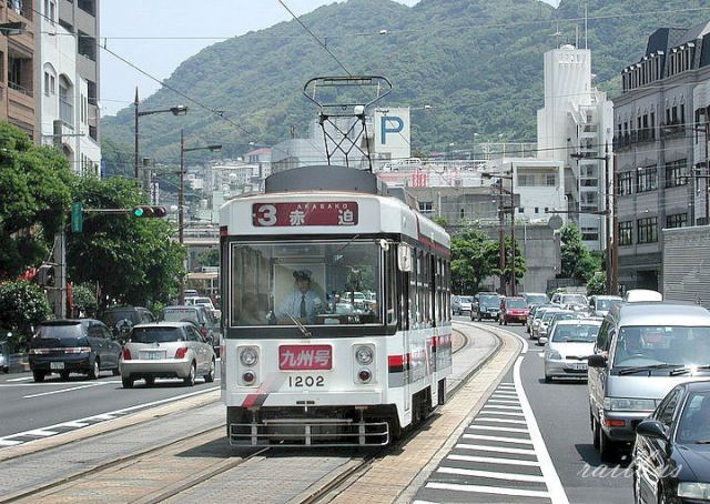 長崎電軌新大工町～諏訪神社前1200形