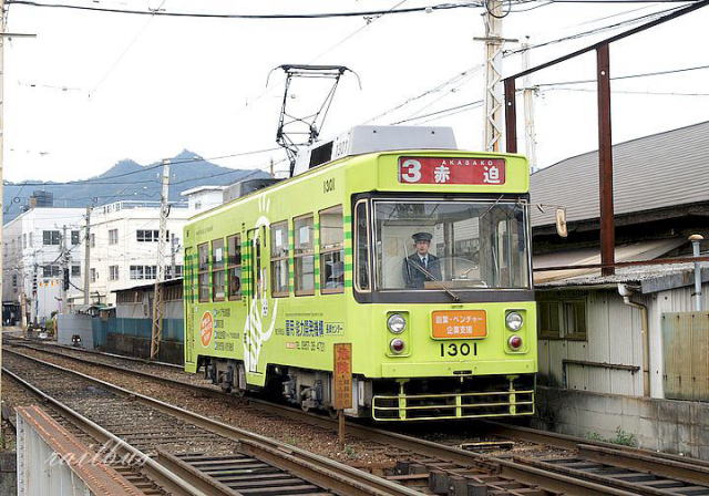 長崎電軌浦上車庫前1300形