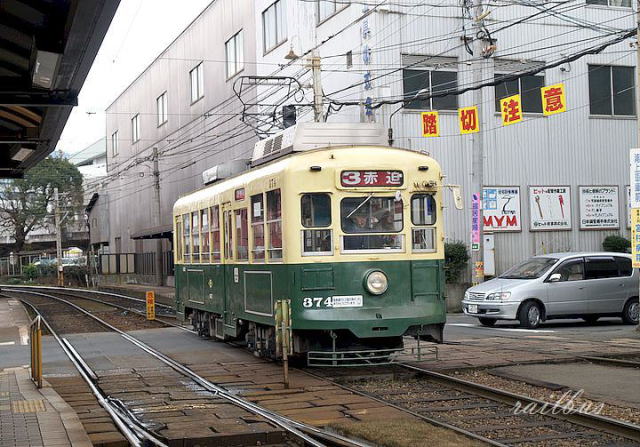 長崎電軌浦上車庫前370形