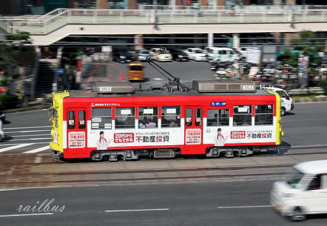 長崎電軌長崎駅前350形流し撮り