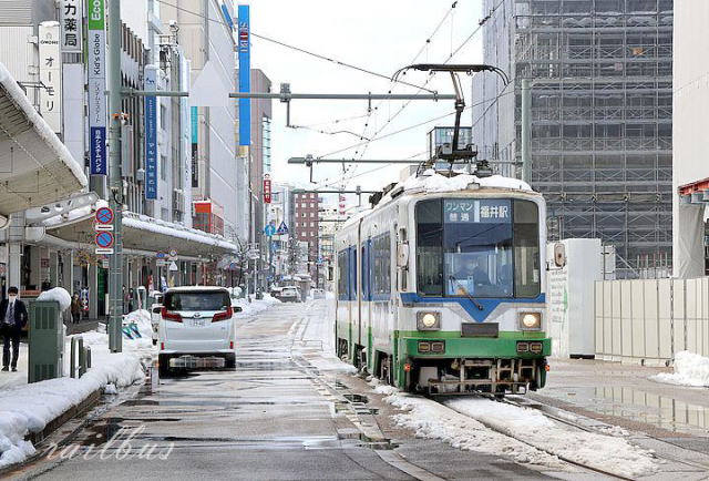 福井鉄道福井駅前880形