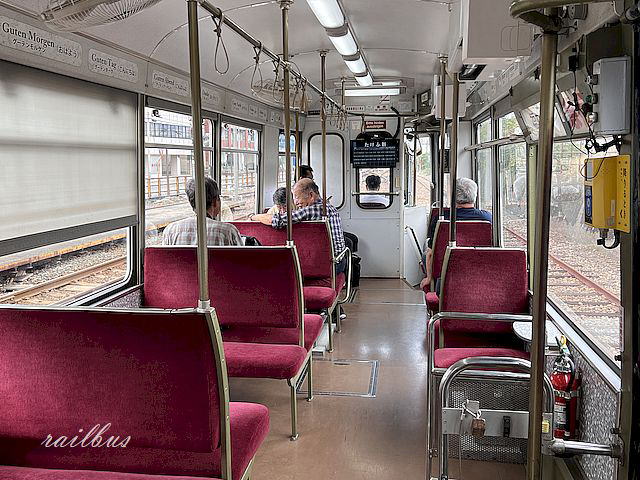 福井鉄道フクラム室内