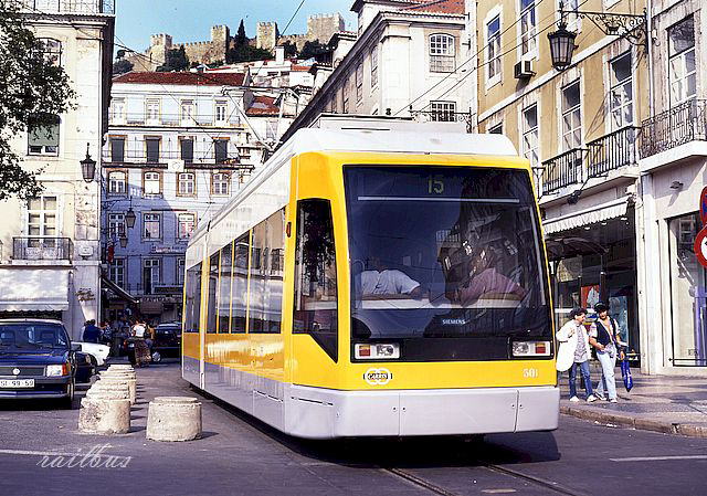 リスボン[15]ダウンタウン新車