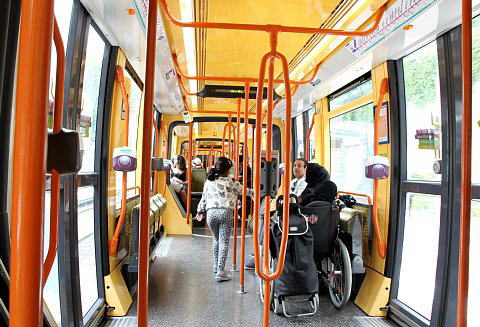 Paris tram T2