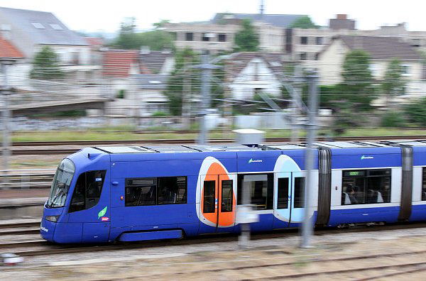Paris tram T4 Siemens Avanto