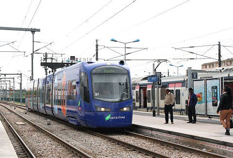 Paris tram T4 Bondy