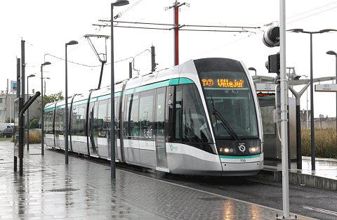 Paris tram T7 Sthis Mons