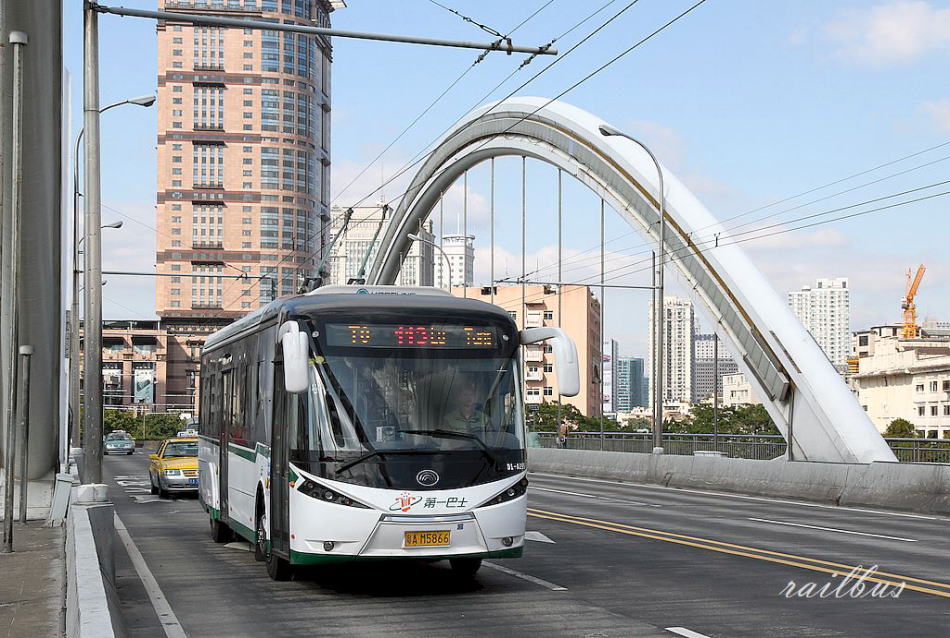 広州トロリーバス解放大橋