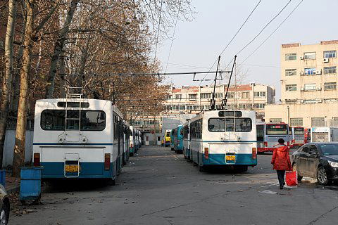 山東省済南市トロリーバス, 燕山車場