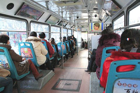 山東省済南市トロリーバス, 車内