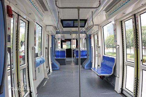 南京河西有軌電車車内