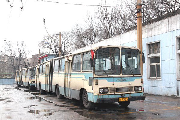 太原トロリーバス、官地煤砿線車庫