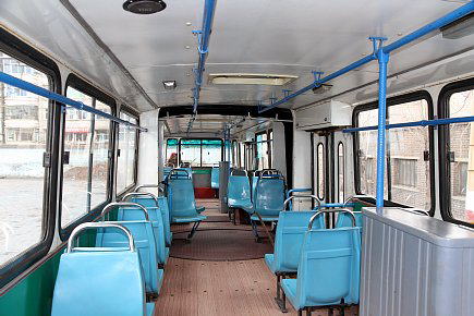 太原トロリーバス、官地煤砿線車内
