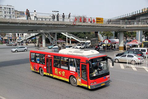 武漢のトロリーバス, 小東門