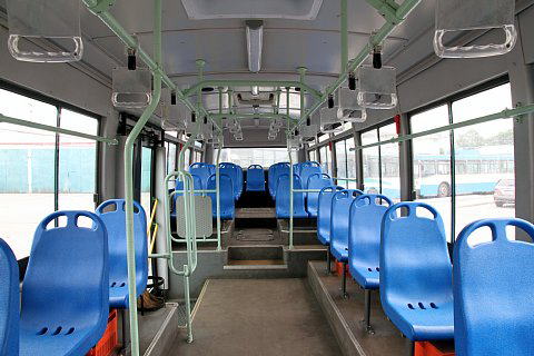 五陽煤砿トロリーバス車内