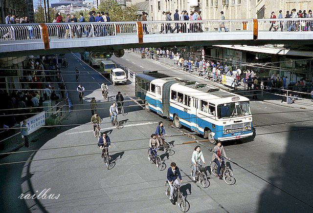 上海連節バス1987年南京東路