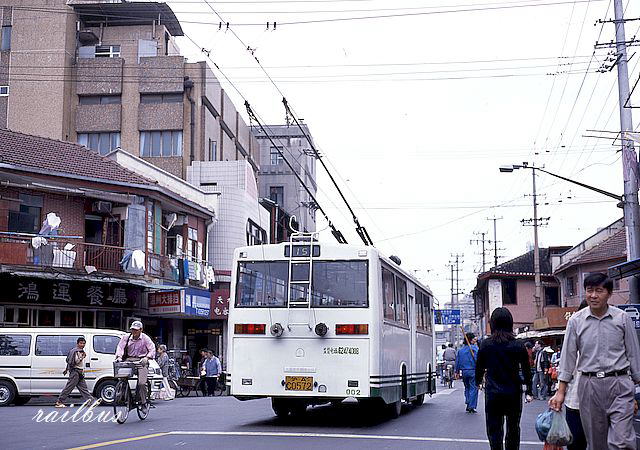 上海トロリーバス[15]路浙江北路