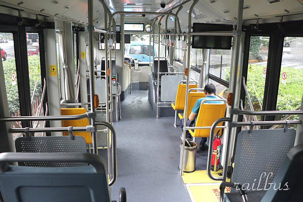 上海[1250],[1251]路双開門車