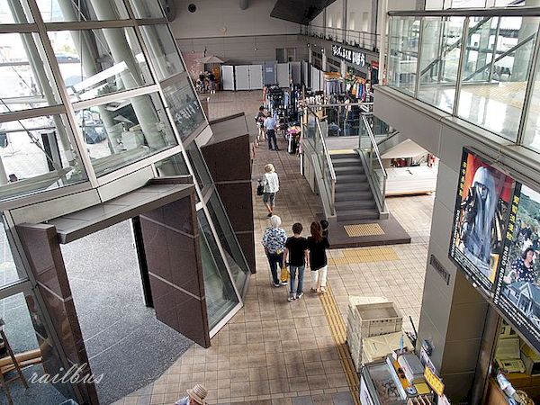 井原鉄道井原駅構内