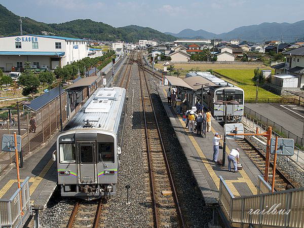 井原鉄道早雲の里荏原ホーム