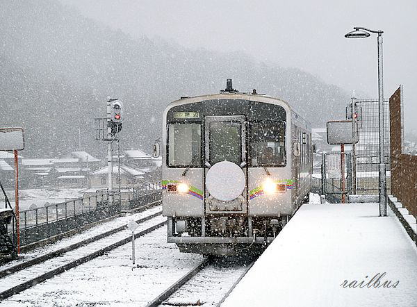 井原鉄道三谷雪