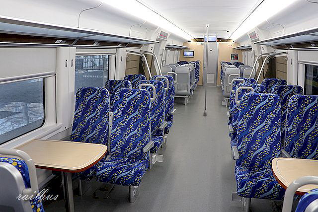 上海金山鉄路新車